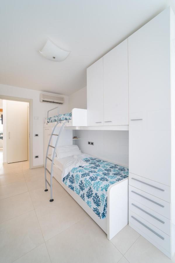 Residenza Ore Felici Lignano Sabbiadoro Eksteriør bilde