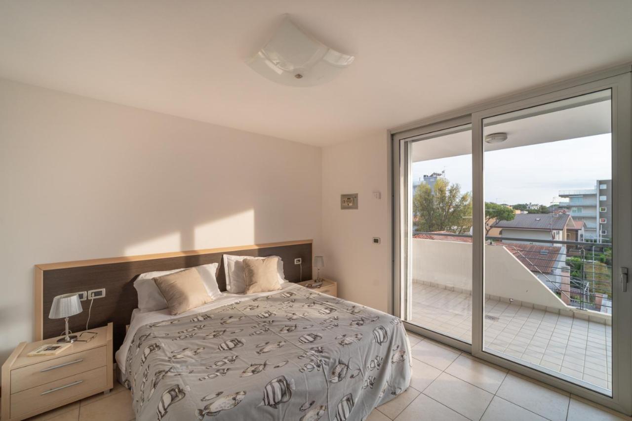 Residenza Ore Felici Lignano Sabbiadoro Eksteriør bilde