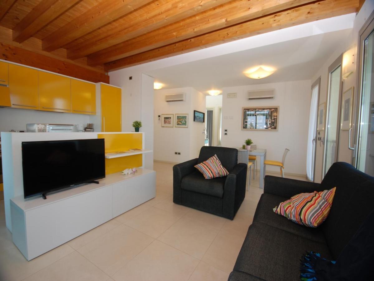 Residenza Ore Felici Lignano Sabbiadoro Eksteriør bilde