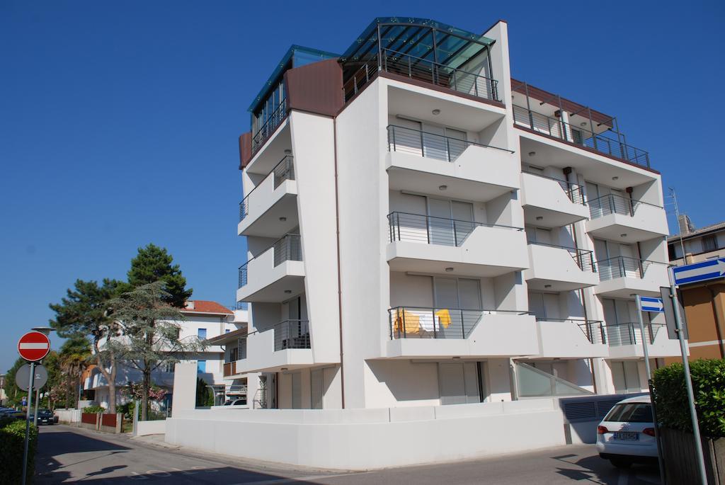 Residenza Ore Felici Lignano Sabbiadoro Eksteriør bilde